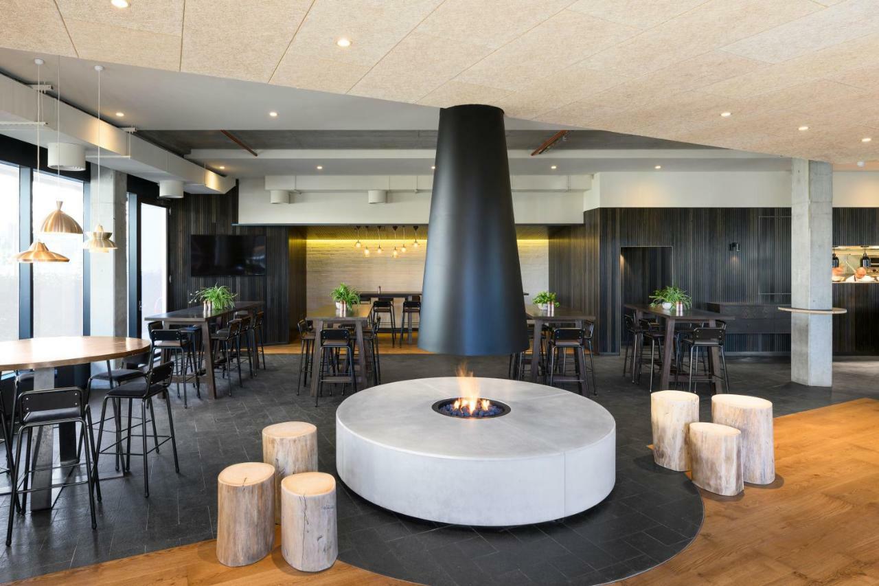 Burbury Hotel Канберра Экстерьер фото